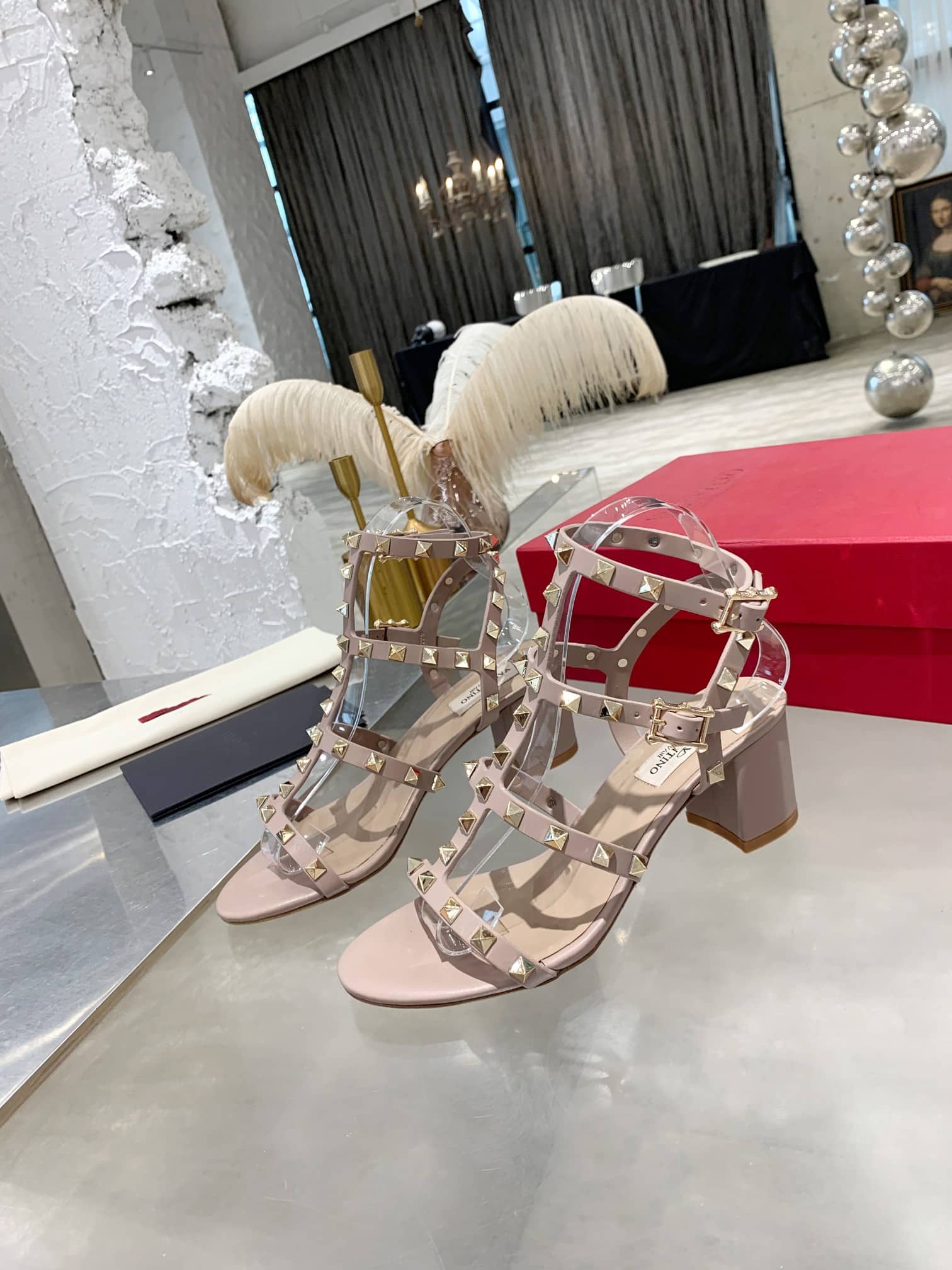 Valentino Garavani Rockstud Leather Sandals Beige