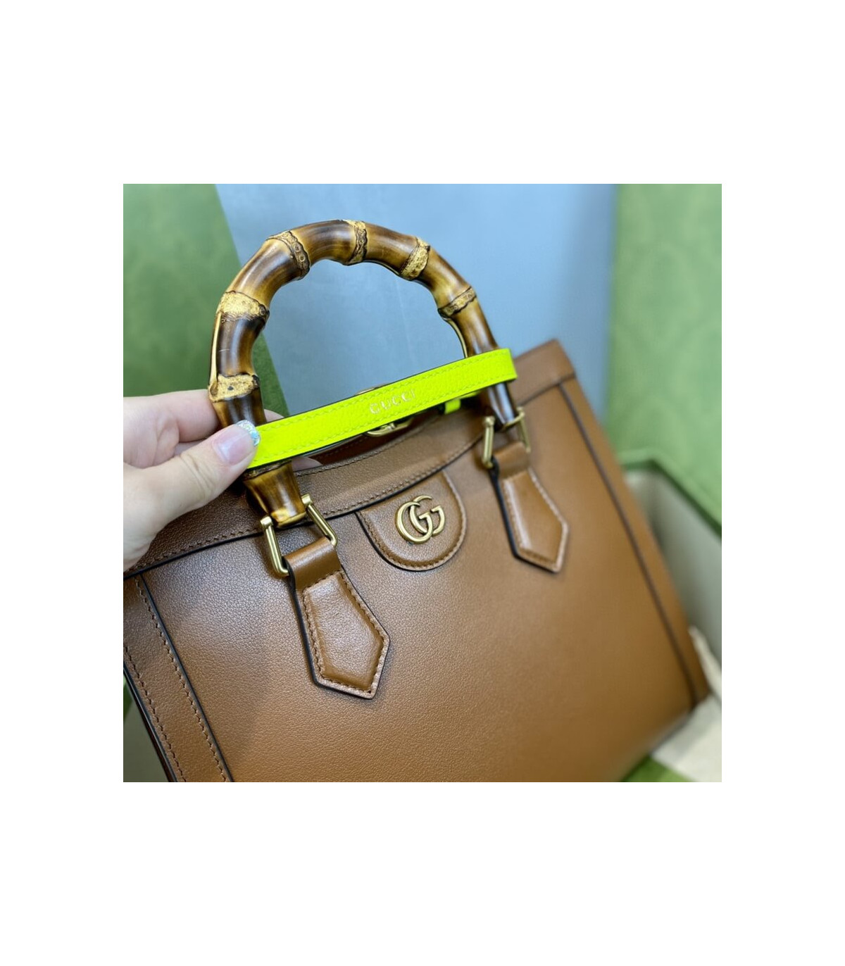 Gucci Diana Small Tote Bag Brown