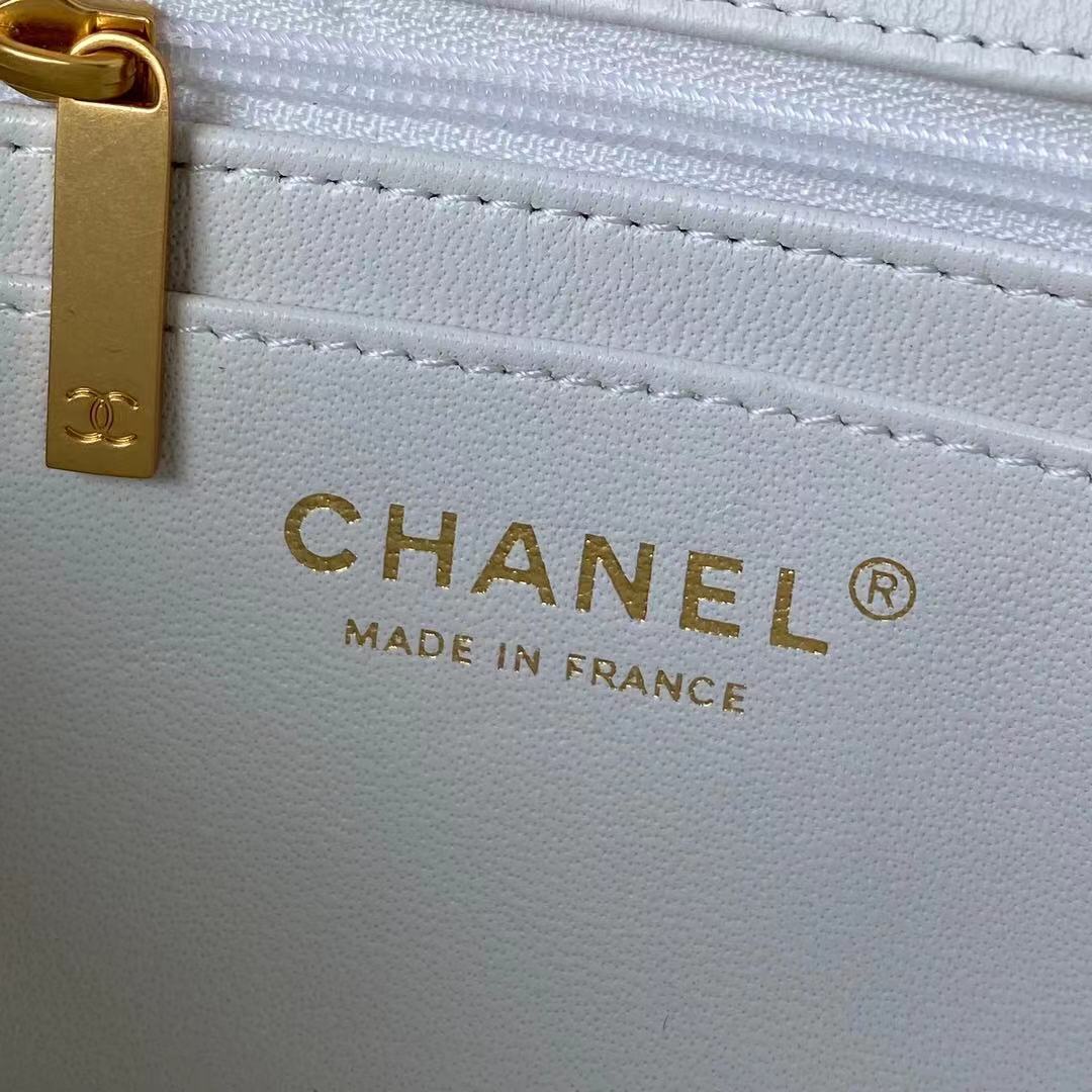 Chanel Mini Flap Bag With Top Handle White 20Cm As2431