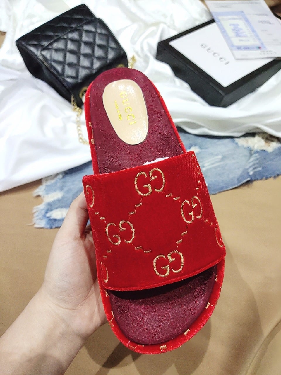 Gucci Women?S With Gg Pattern Slide Sandal Red