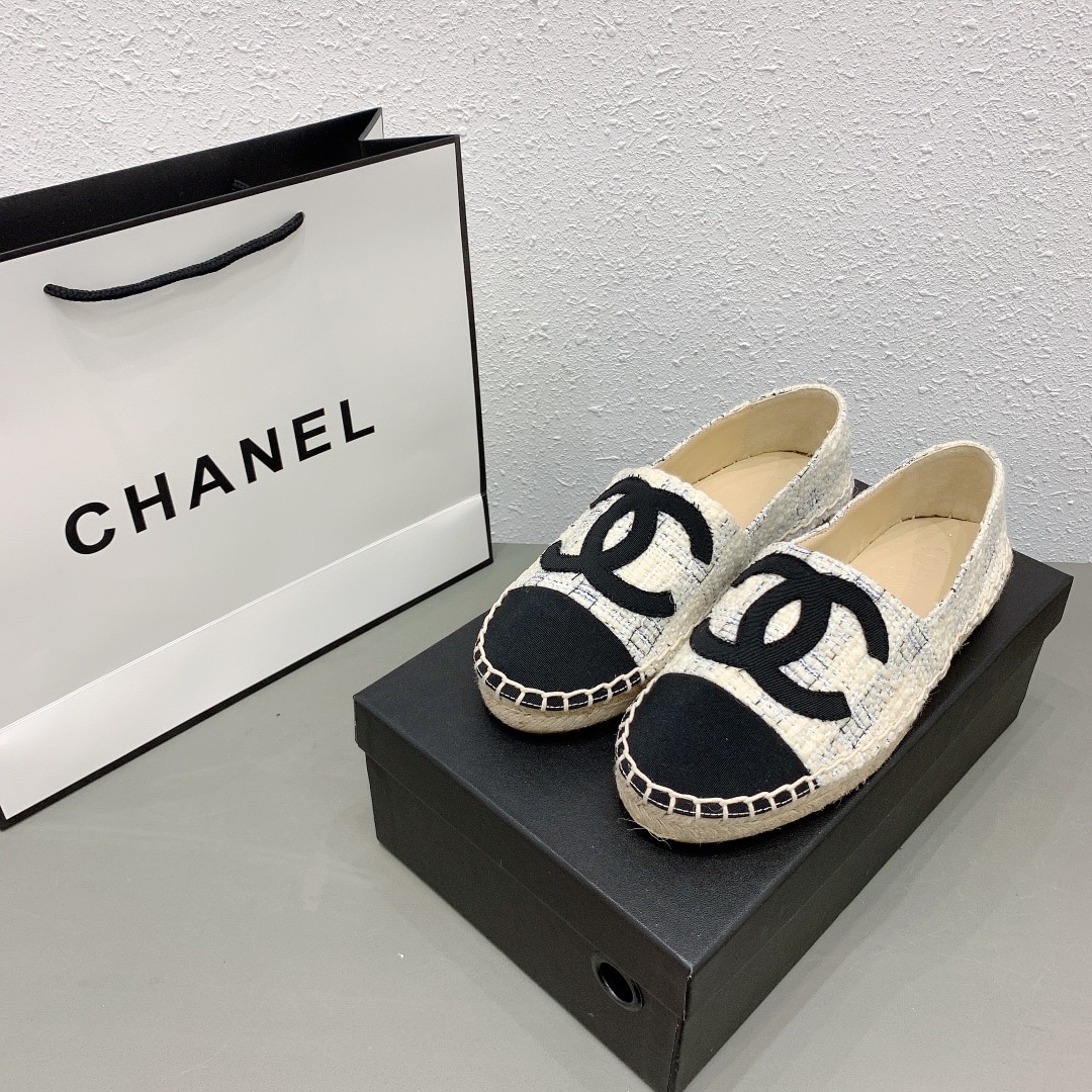 Chanel Tweed Cc Espadrilles Slip On White Blue Black