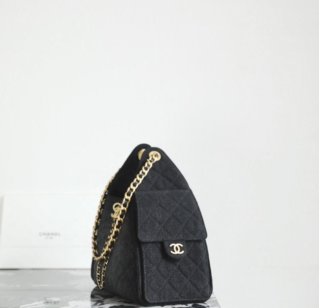 Chanel crossbody bag 25 Small Handbag Washed Denim & Gold-Tone Metal Black 30cm/11.8in