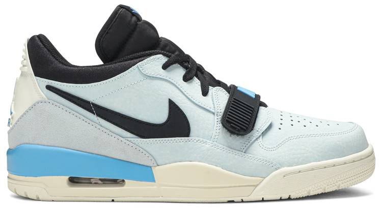 Jordan Legacy 312 Low Pale Blue CD7069-400