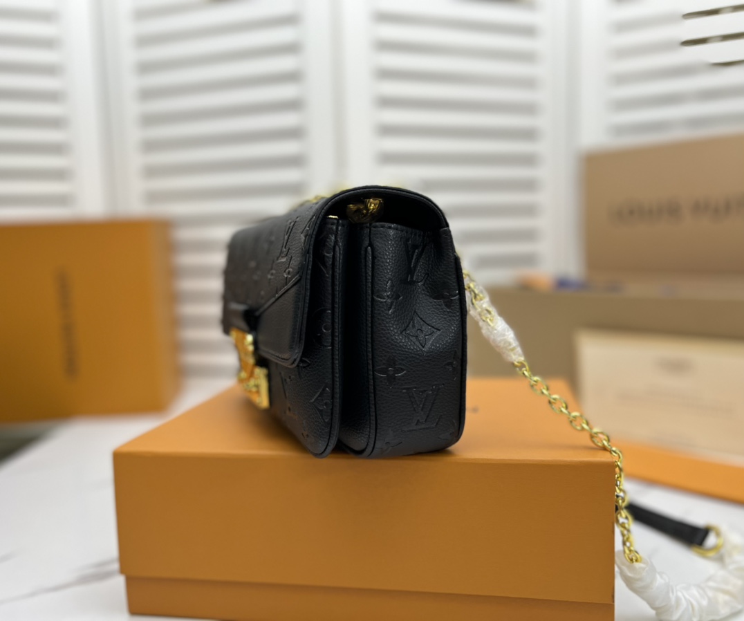 Louis Vuitton Marceau Black Leather Bag M46200