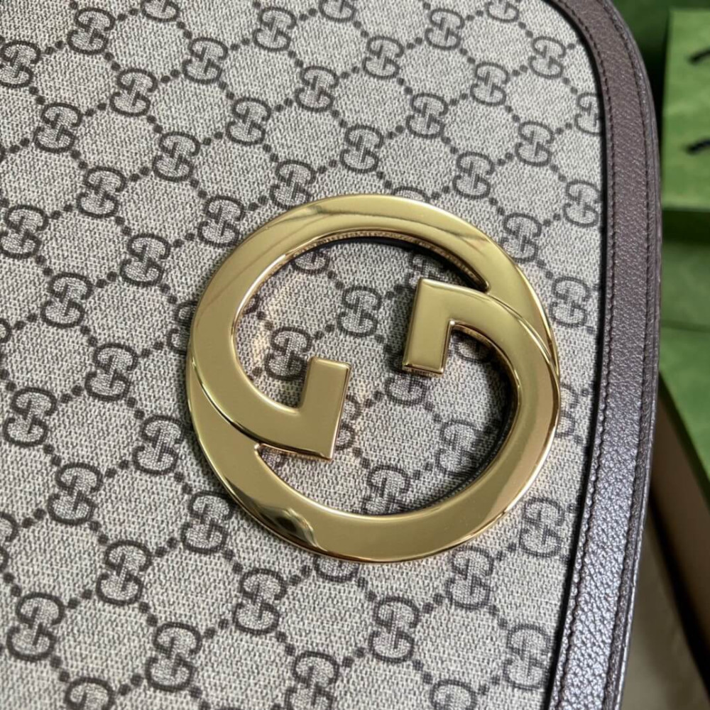 Gucci GG Supreme Blondie Medium Shoulder Bag
