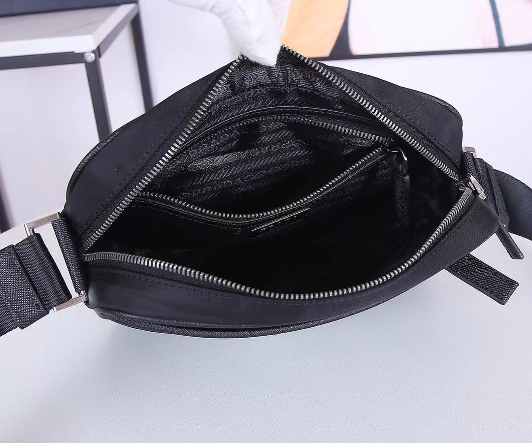 Prada Re-Nylon Shoulder Bag Black 1Bc167Rv44F0002Vb1M