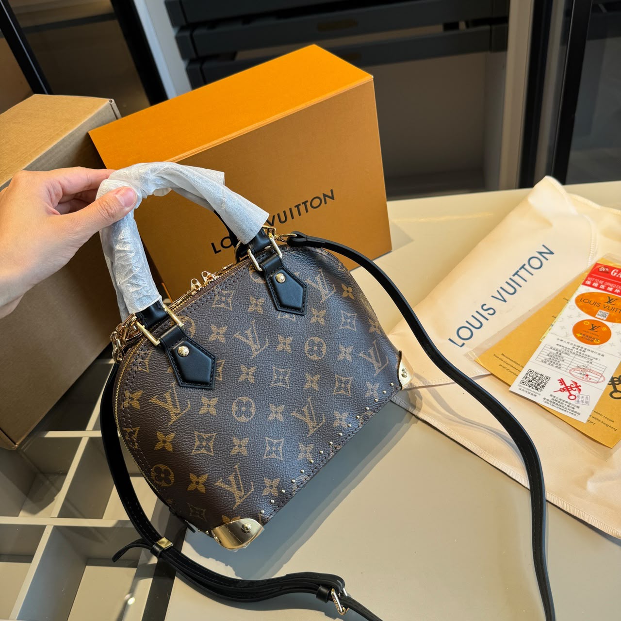 Louis Vuitton Alma Trunk BB Bag Monogram Canvas 22cm M26084