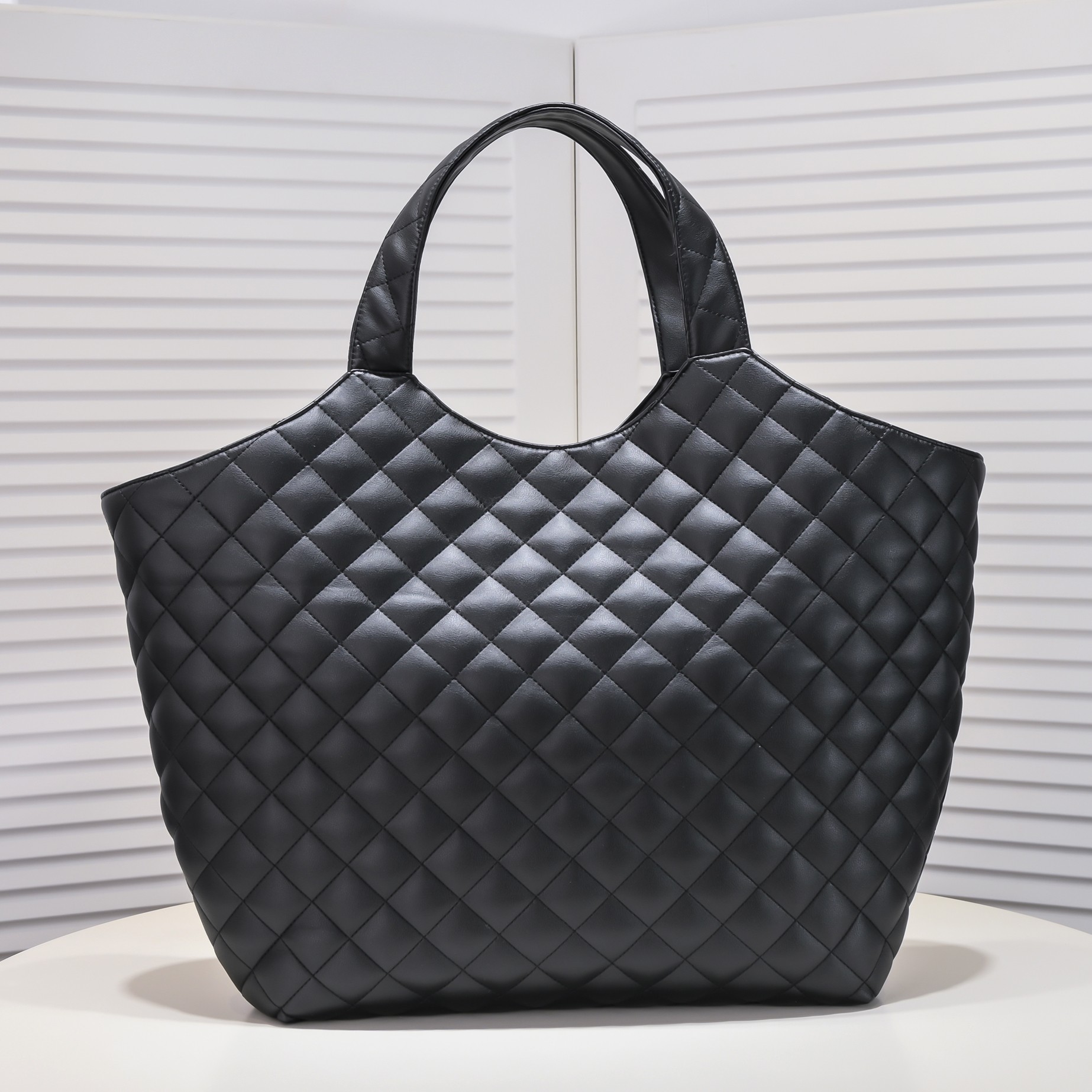 Saint Laurent Icare Maxi Quilted Shoulder Bag Black 50cm 698651AAANG1000