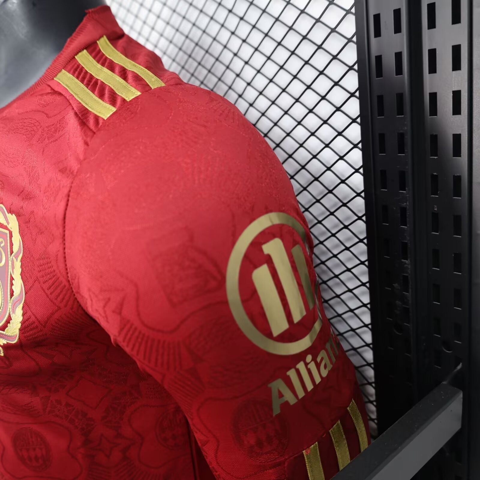 2025/2026 Long Sleeve Player Version Bayern Munich 125th Anniversary Red Football Jersey 1:1 Thai Quality