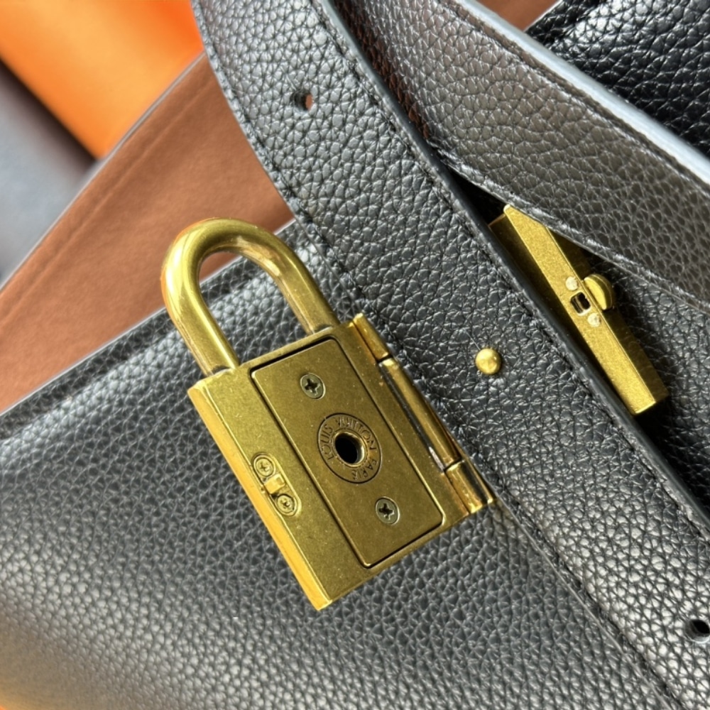 Louis Vuitton Low Key Cabas MM Grained Leather Black 47Cm M25341