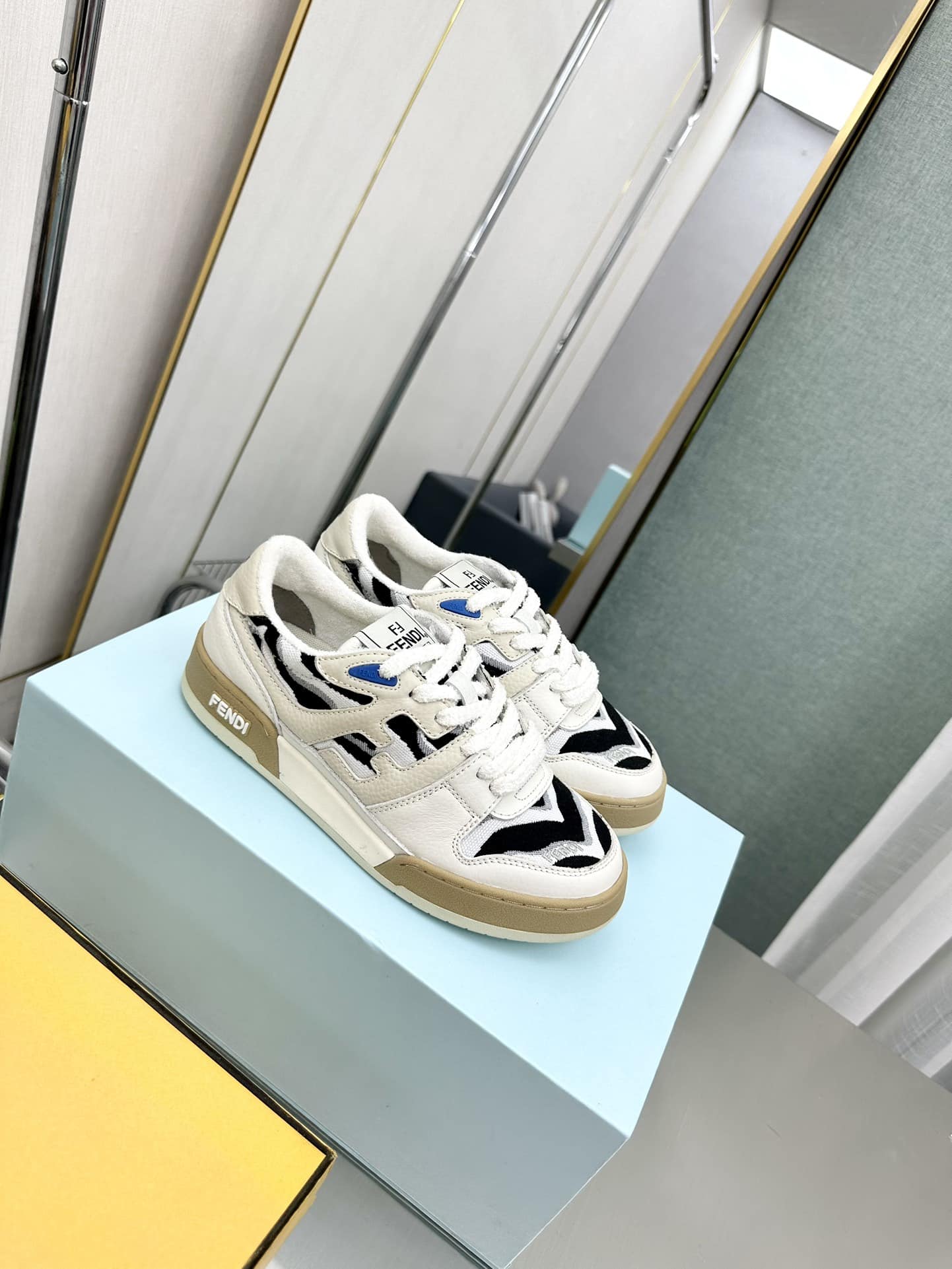 Fendi Match Leather Low Tops White And Black
