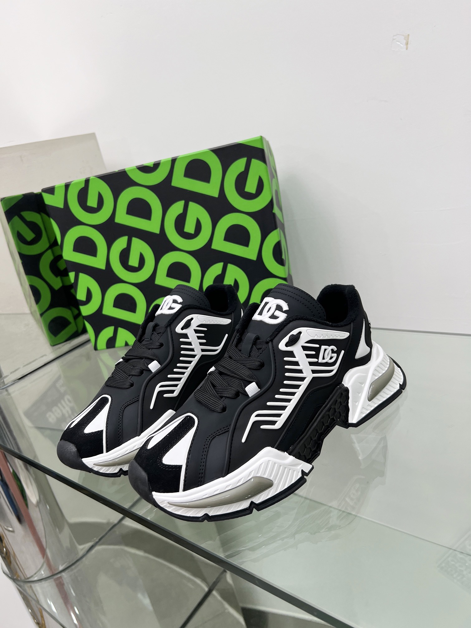DOLCE & GABBANA MIXED-MATERIAL AIRMASTER SNEAKERS