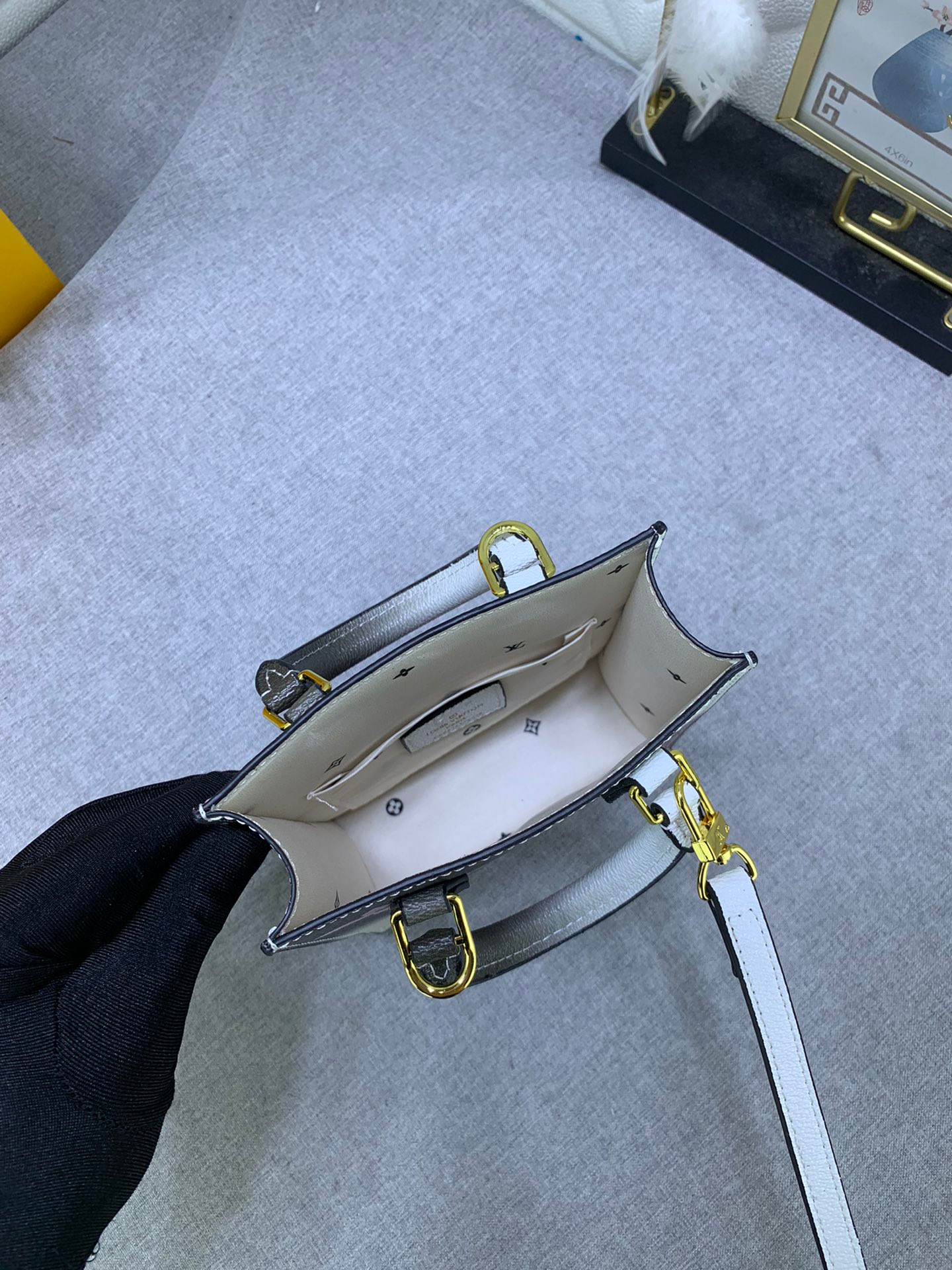 Louis Vuitton Petit Sac Plat Monogram Black And White 17Cm