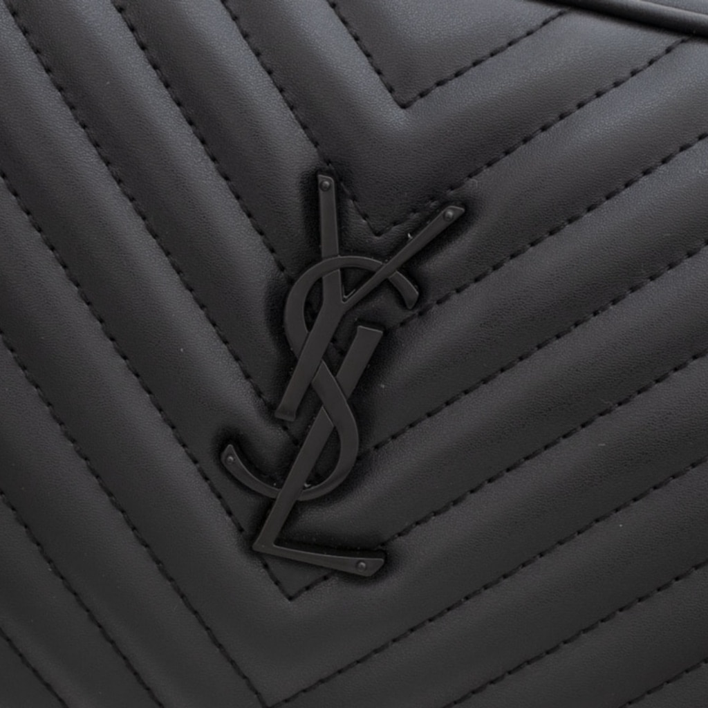 Saint Laurent Lou Camera Bag In Quilted Leather Black Noir 23Cm 761554DV7081000