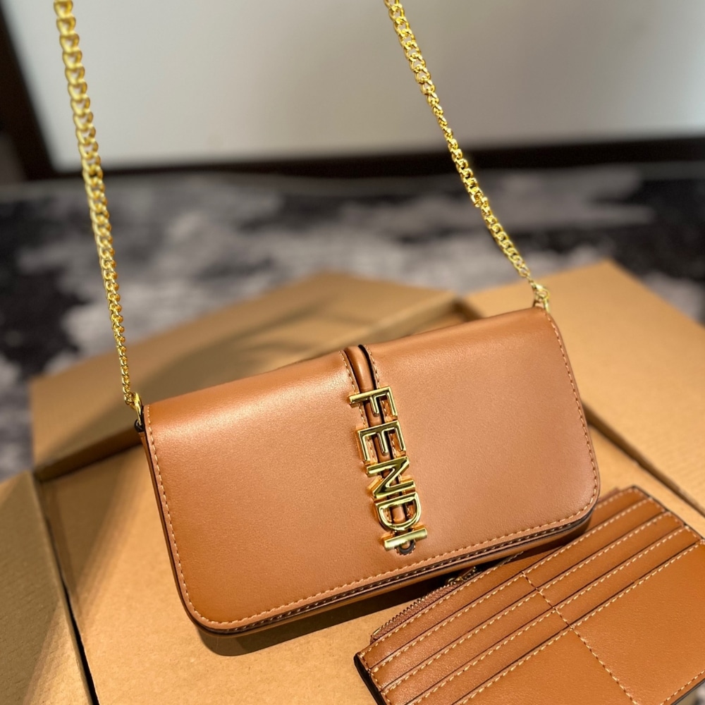 Fendi Fendigraphy Wallet On Chain Brown 21Cm