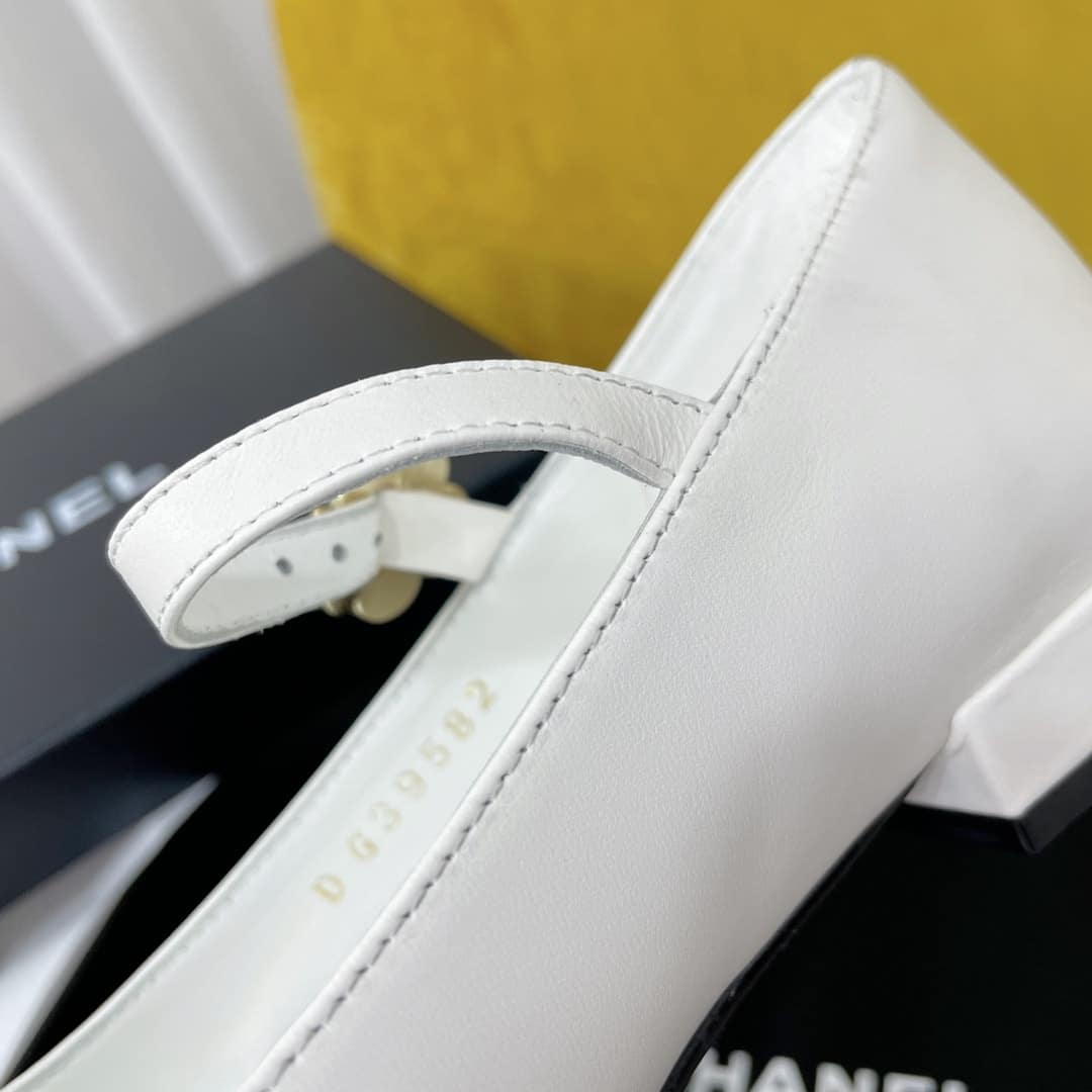 Chanel Mary Janes Black White