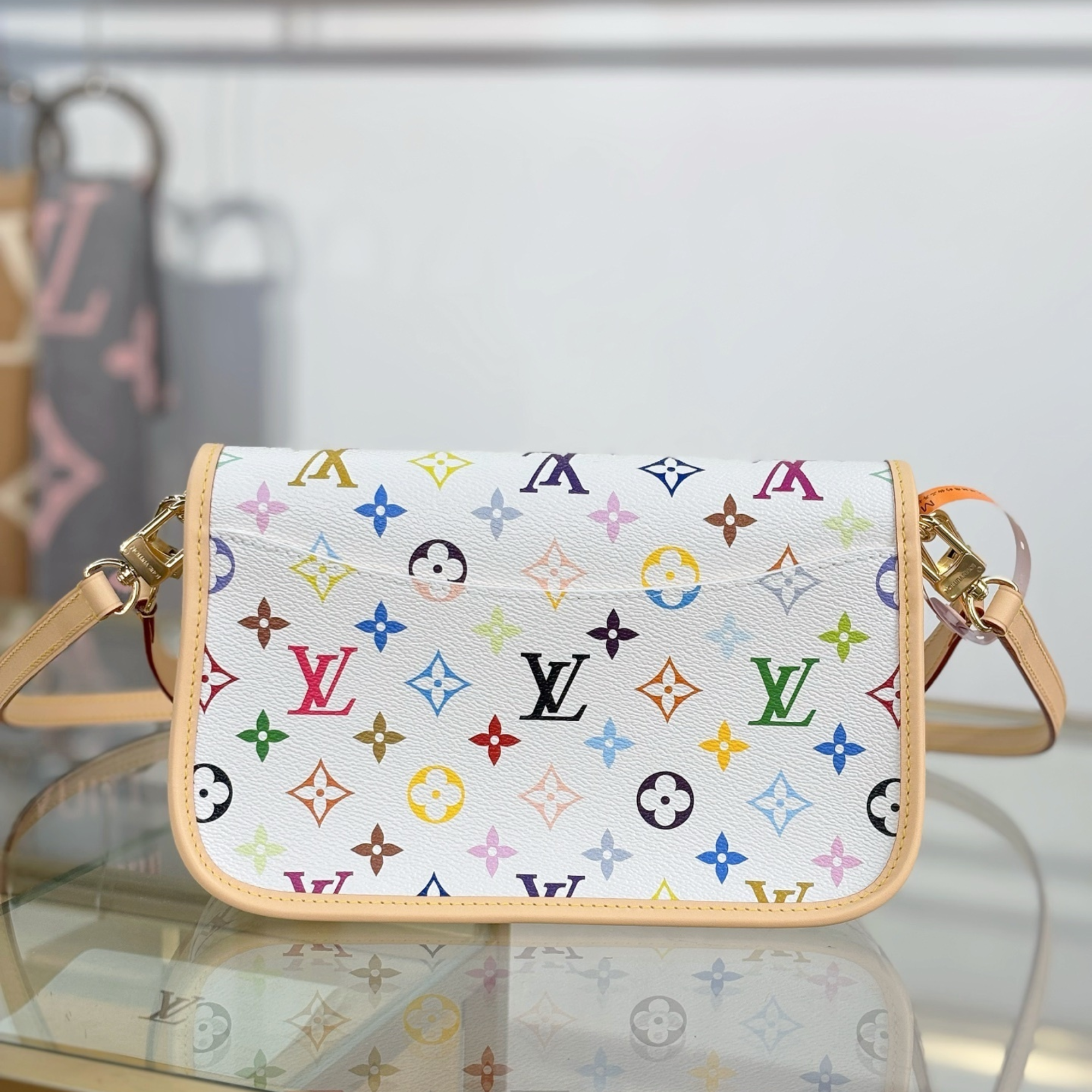 Louis Vuitton Diane LV x TM M27866 24cm/9.4in
