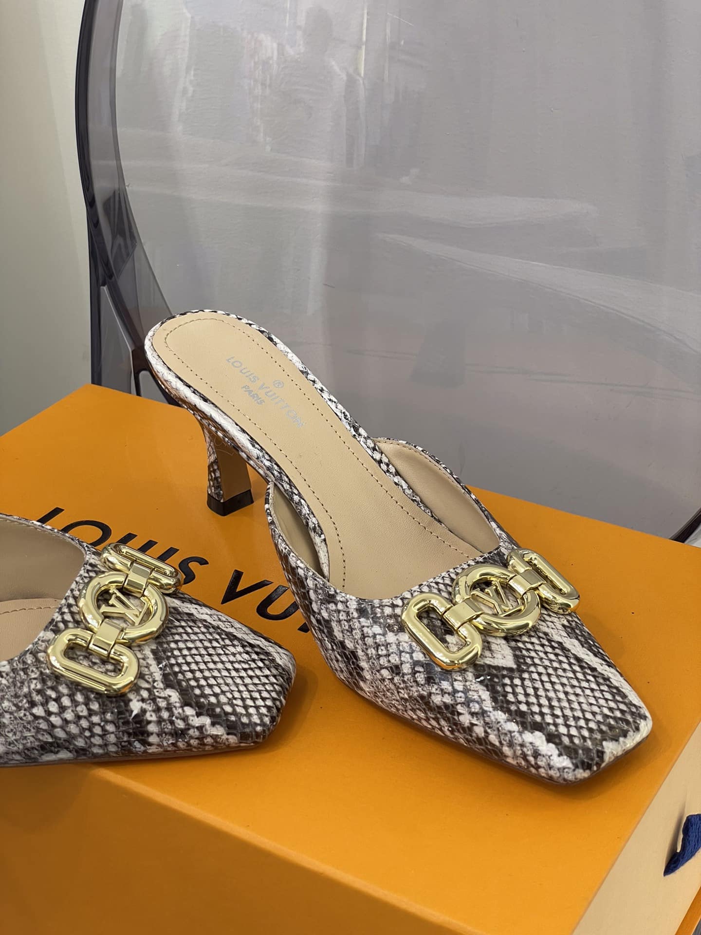 Louis Vuitton Lv Square Toe Snake Print Pump