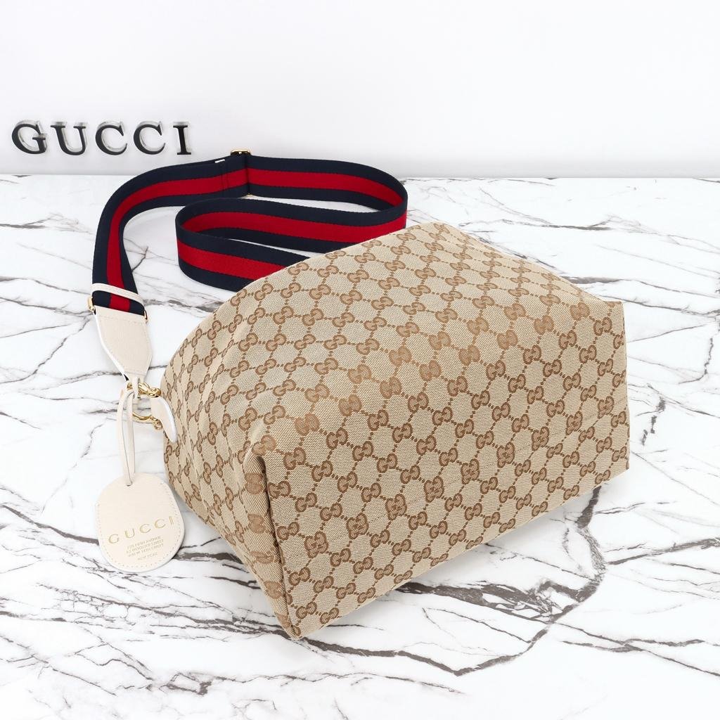 Gucci Brera Medium Crossbody Bag 33cm/13in Sand And Dark Brown GG Canvas A00B4O