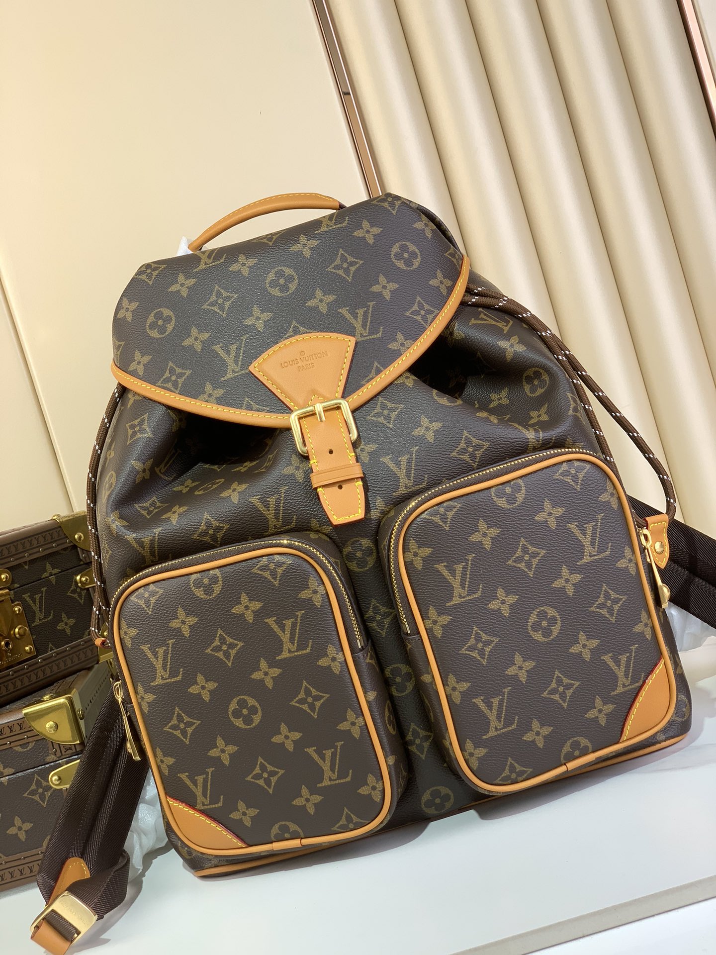 LV-M14015 Montsouris Cargo Backpack