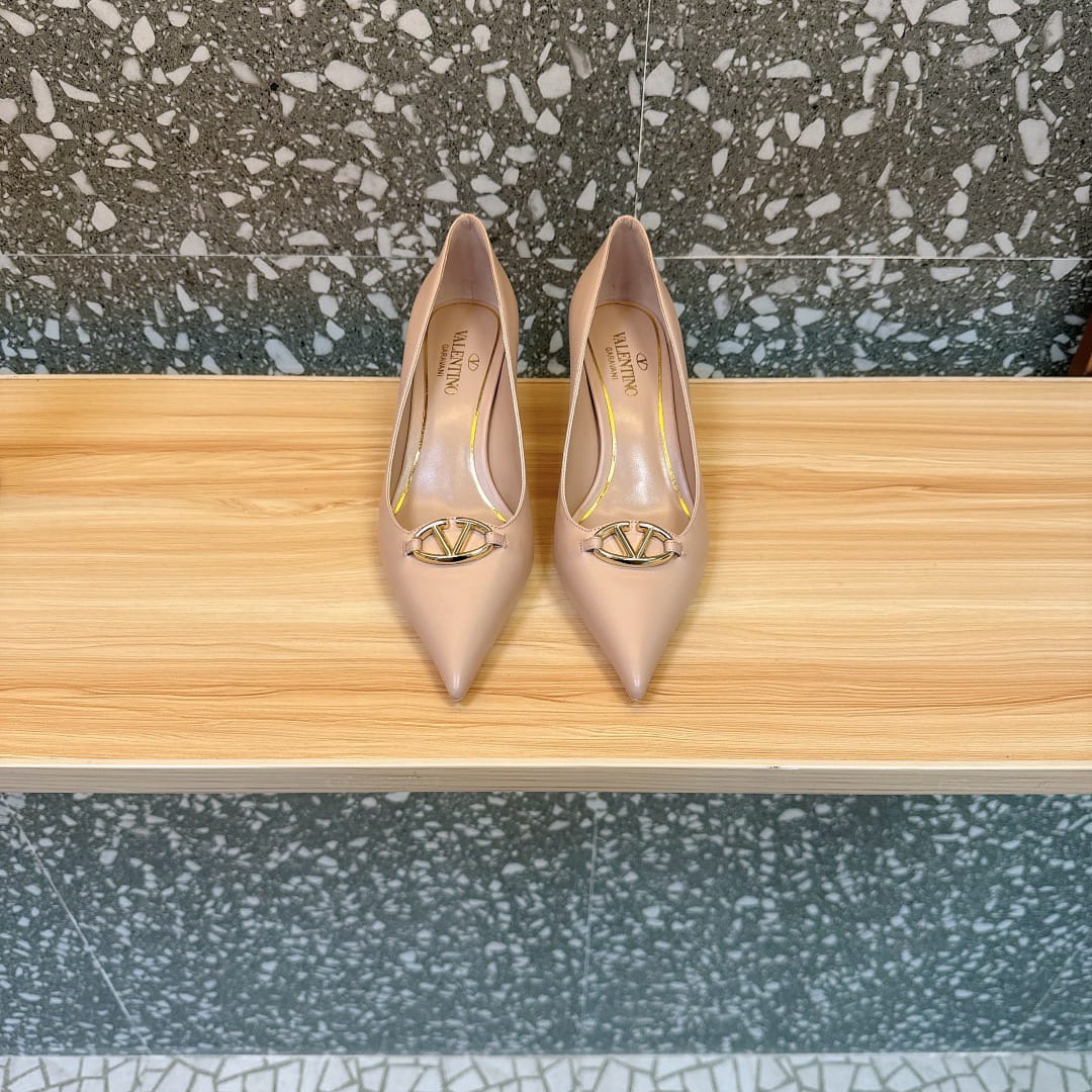 Valentino Garavani VLogo Patent Leather Slingback Pump Pink
