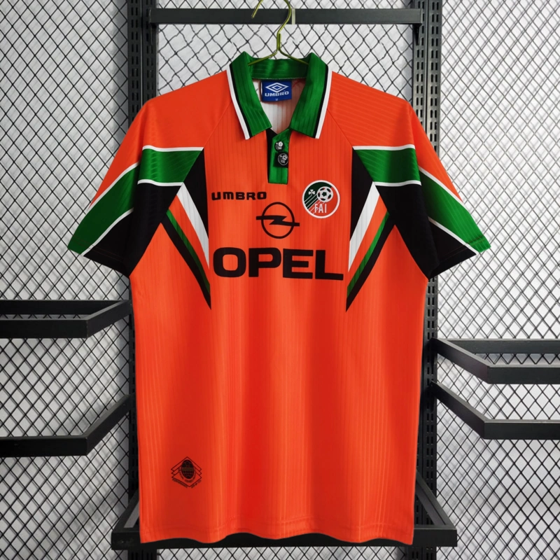 Retro 1997 Republic of Ireland away Football jersey retro