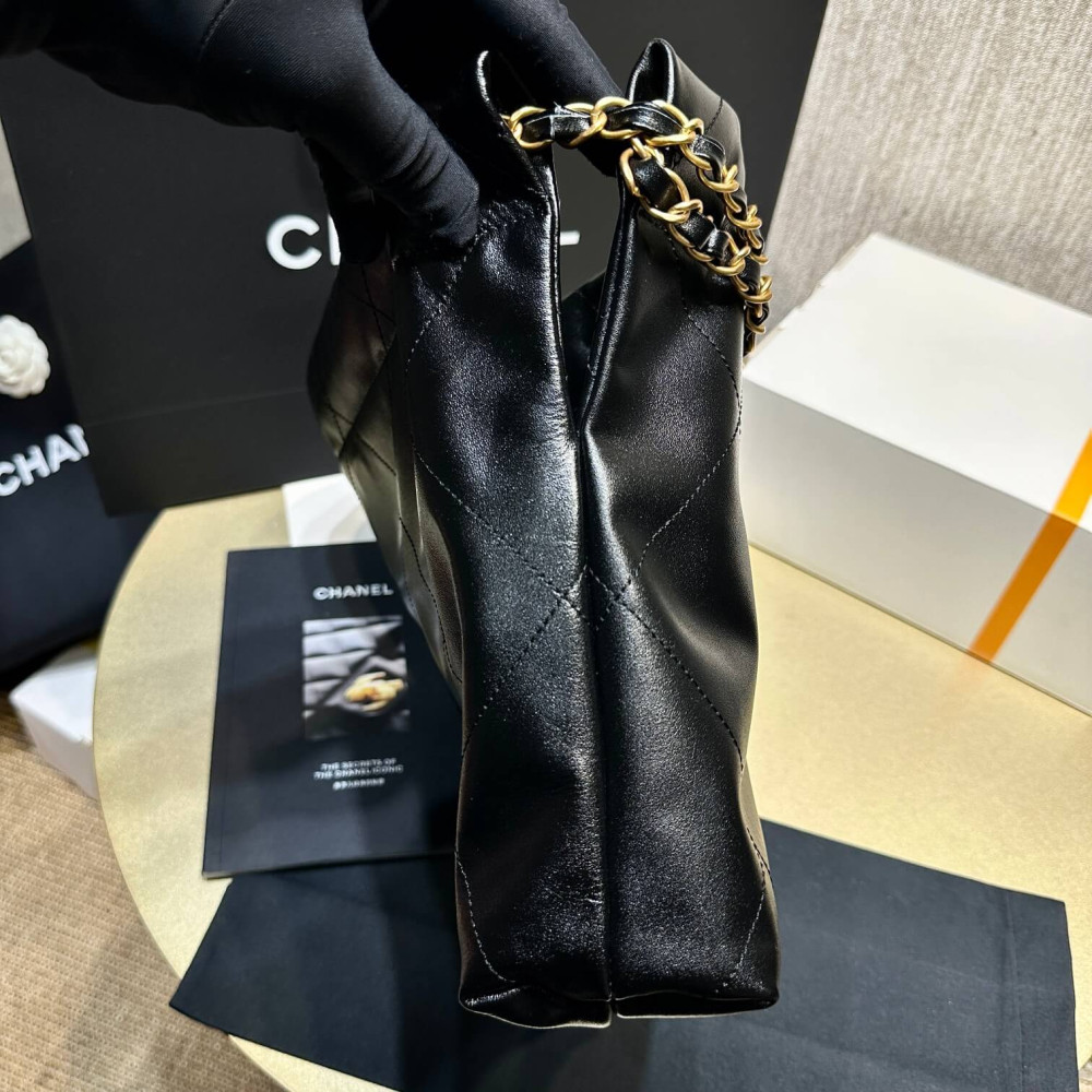 Chanel 22 Bag Handbag Black Shiny Calfskin 45cm