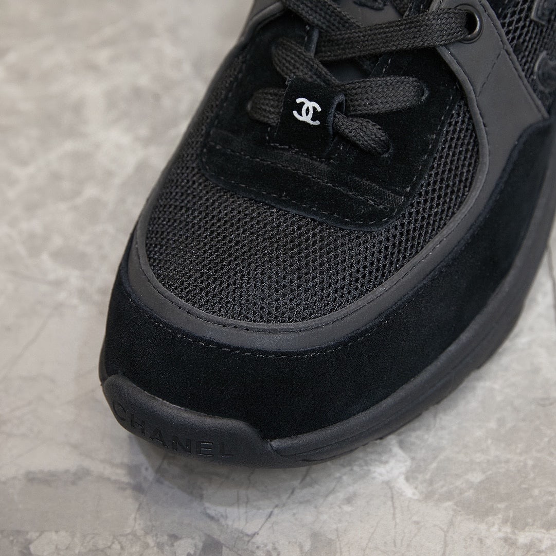 Chanel Cc Logo Sneaker Black G34361 Y53536 94305