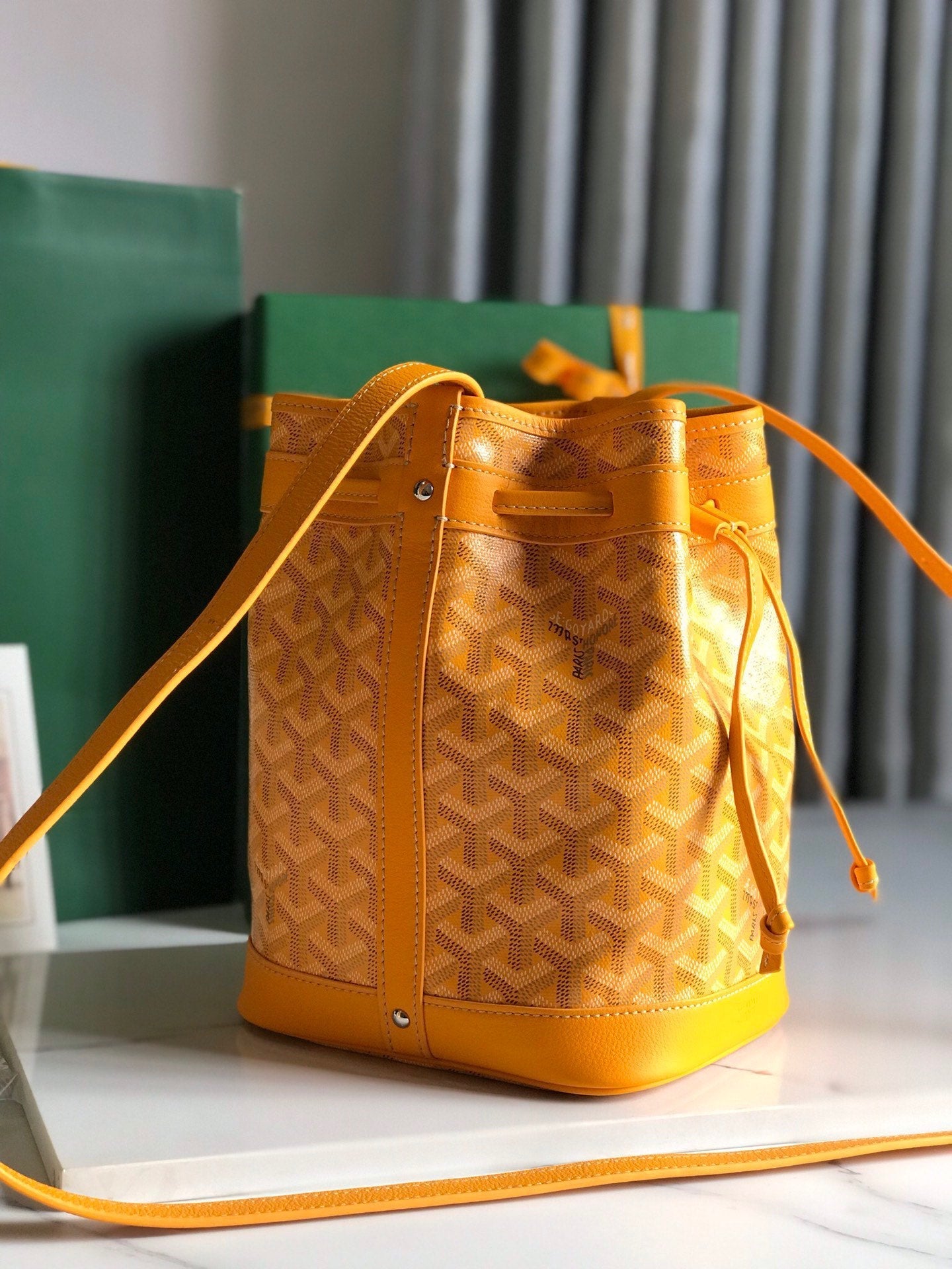 Goyard Petit Flot Bucket Bag 22 Cm Yellow Goyardine Canvas And Lambskin Trim