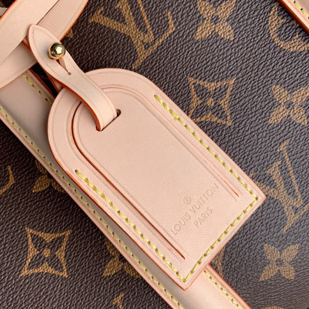 Louis Vuitton Soufflot 29Cm Beige
