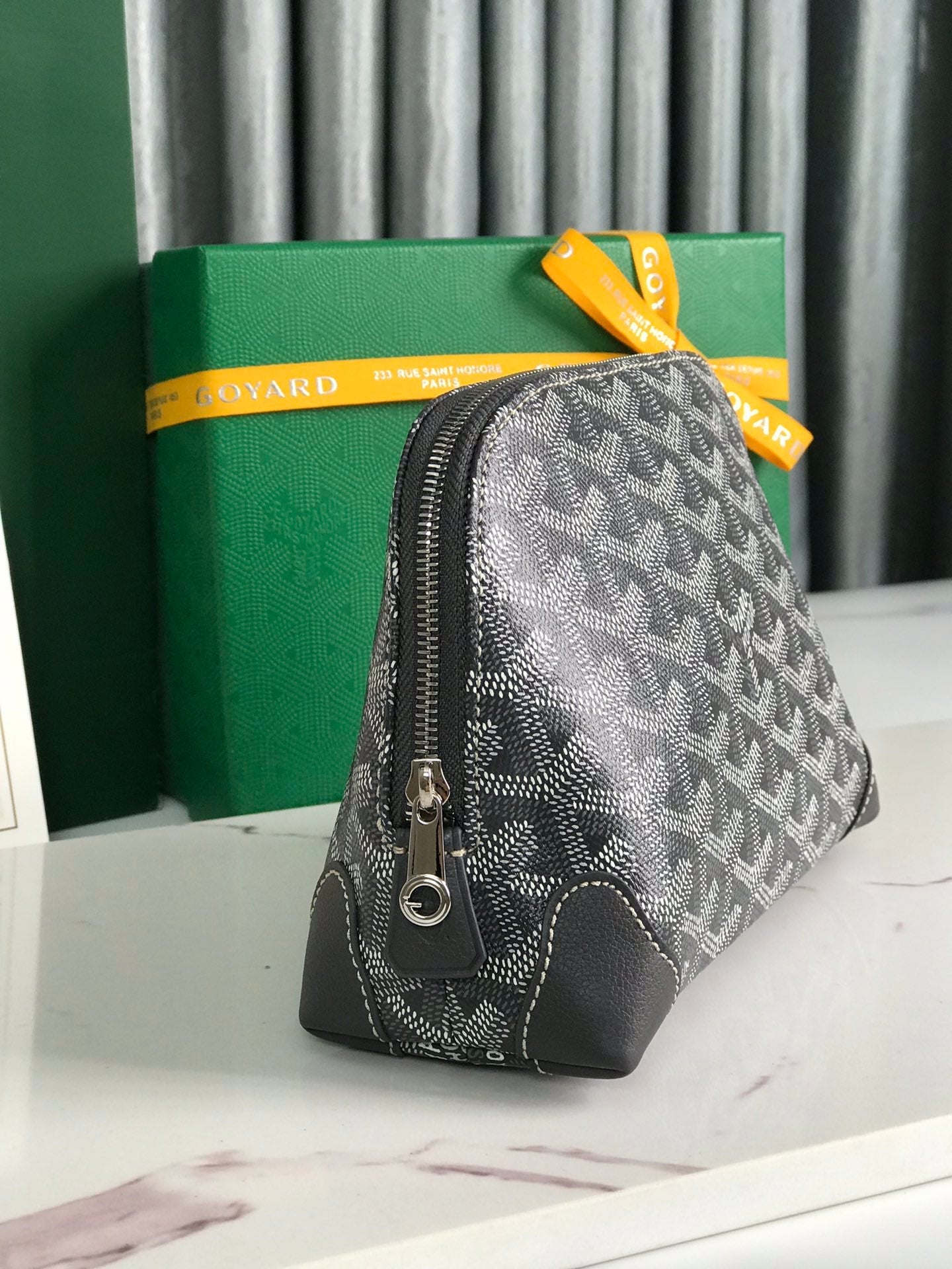 Goyard Vendôme Cosmetic Pouch 17cm Grey Black Goyardine Canvas And Calfskin Trim
