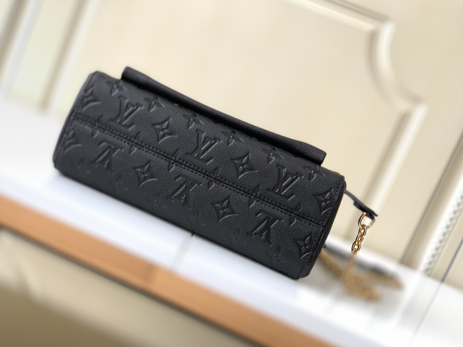 Louis Vuitton Vavin Pm 25Cm Black M44151