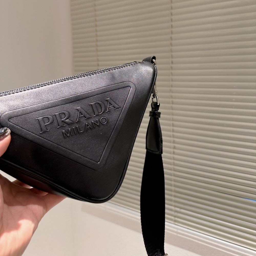 Prada Triangle Leather Mini Bag Black 27Cm 1Bh190 2Bya F0002 V Bro