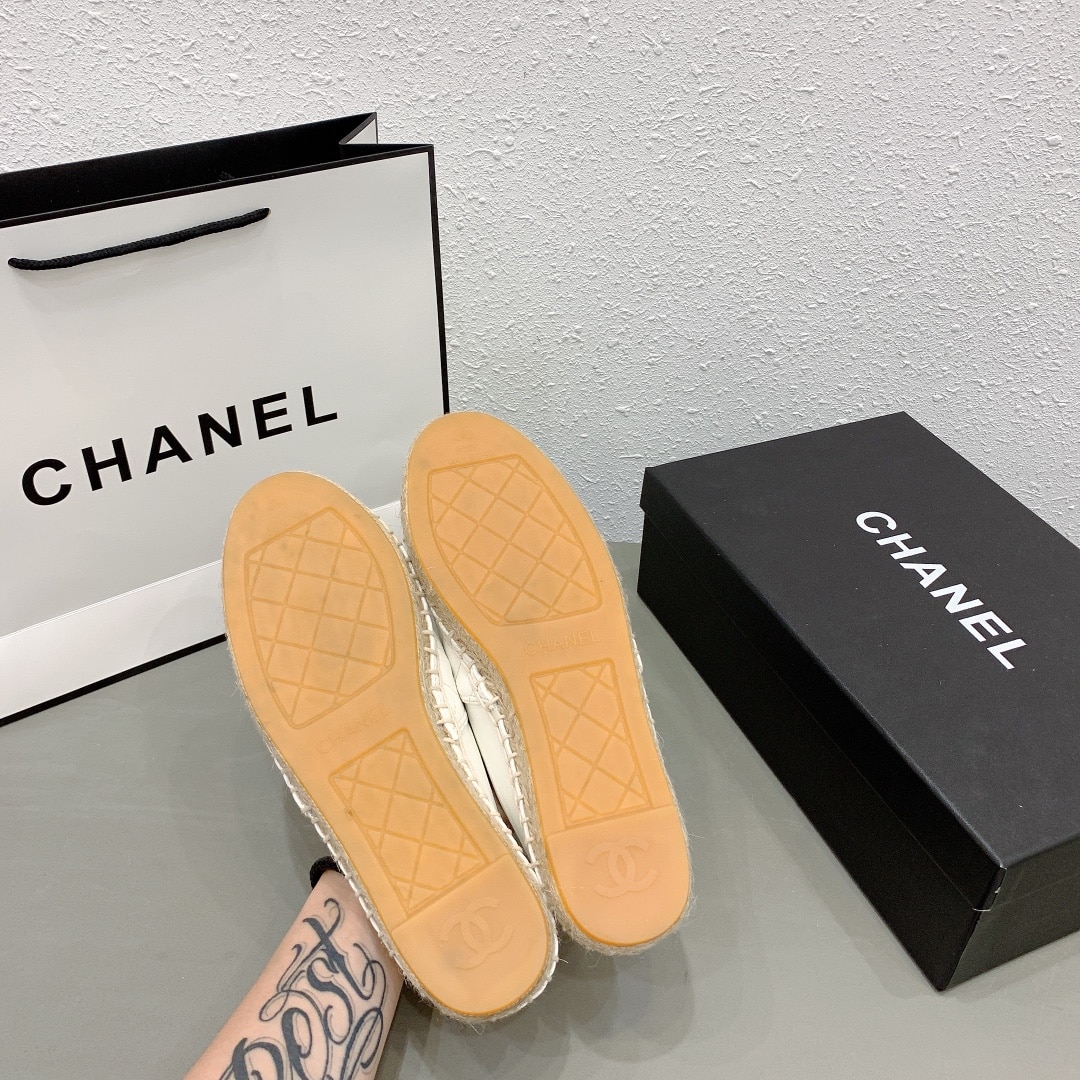 Chanel Cc Espadrilles Slip On White Beige