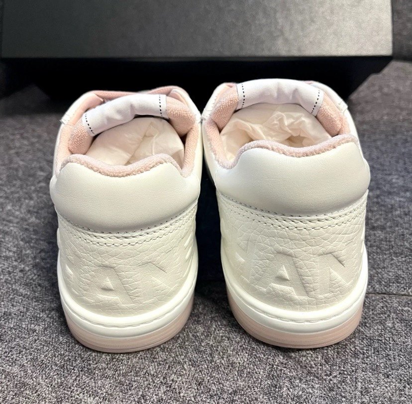 Chanel Runner Trainer Sneakers White And Pink G35934