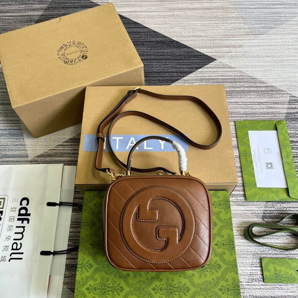 Gucci Blondie Top Handle Bag