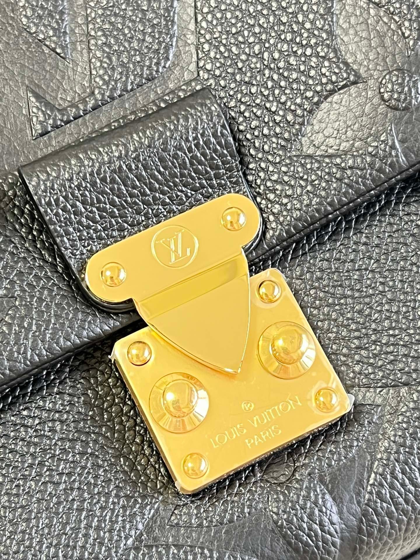 Louis Vuitton Madeleine MM Monogram Empreinte Leather 30cm M45976- Women’s Handbags