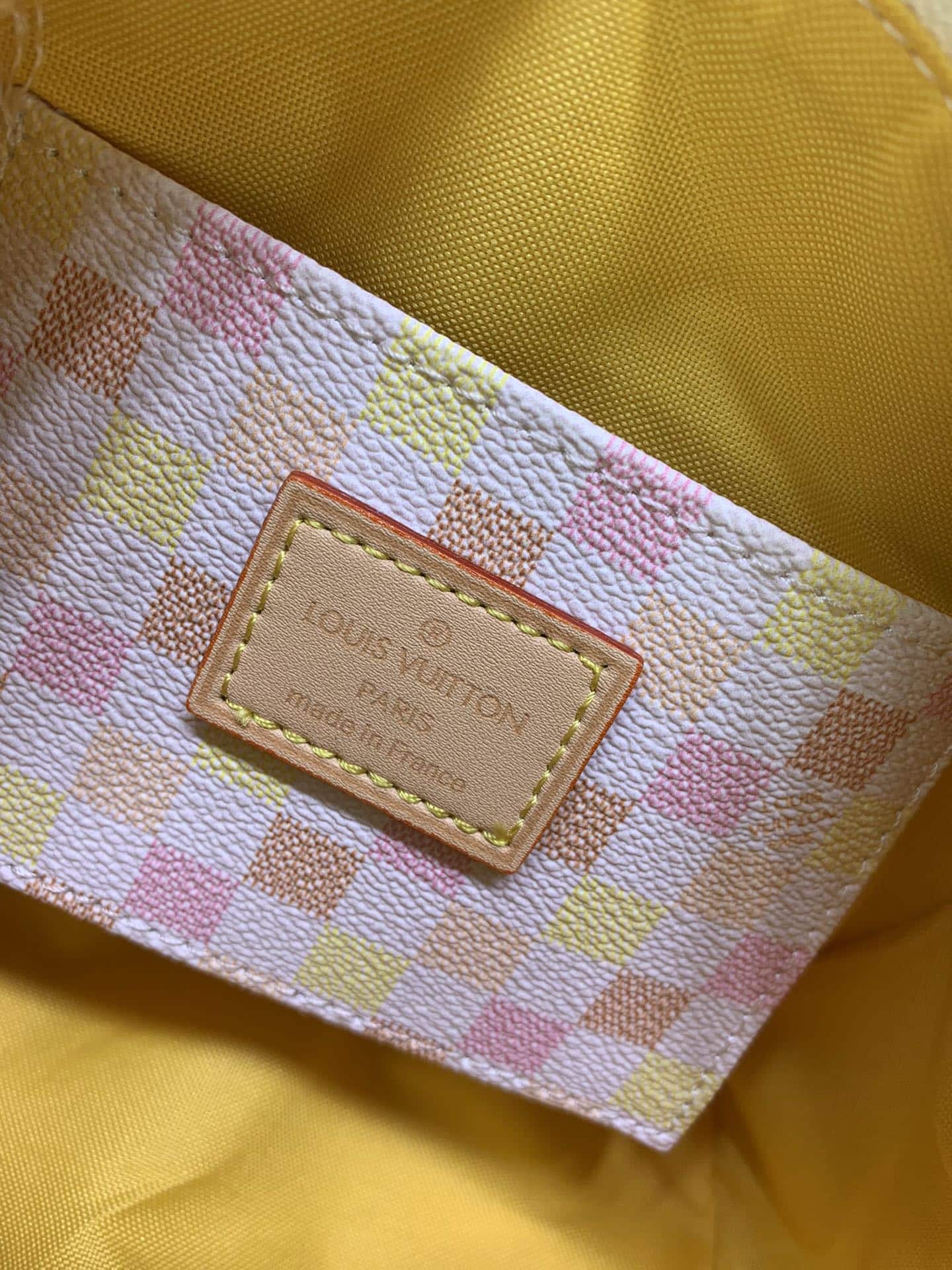 Louis Vuitton Speedy Bandoulière Damier Canvas Peach 20Cm