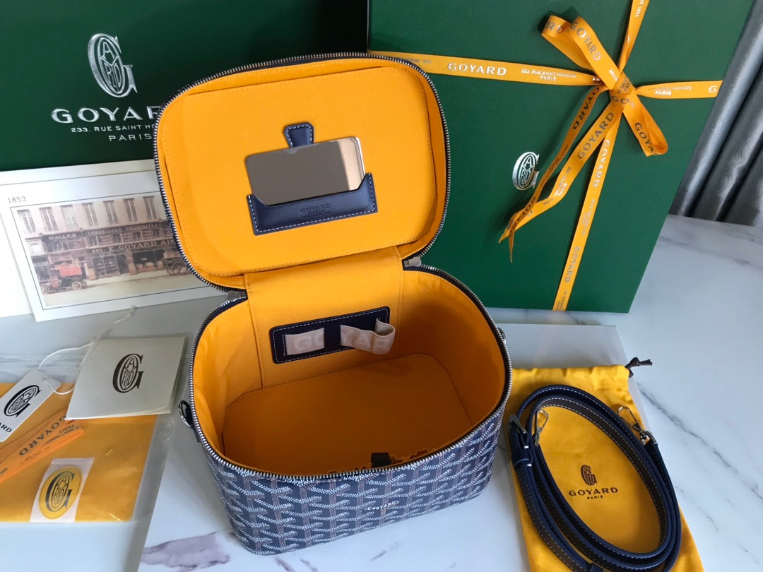 Goyard Muse Vanity Case 20 Cm Navy Blue Goyardine Canvas