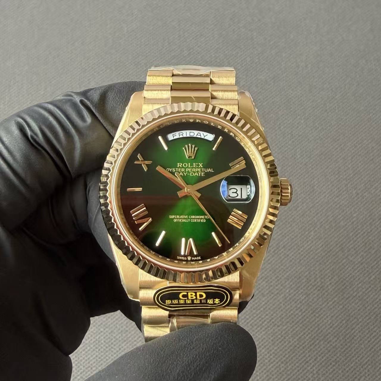【SUPER CLONE】12A Rolex Oyster Perpetual Day‑Date 40 mm, 18 ct yellow gold, green ombré dial, President bracelet, Ref.2282R‑0069 -- CBD FACTORY 210 grams