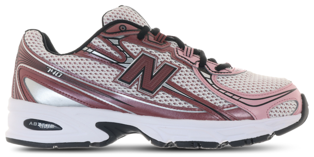 New Balance 740