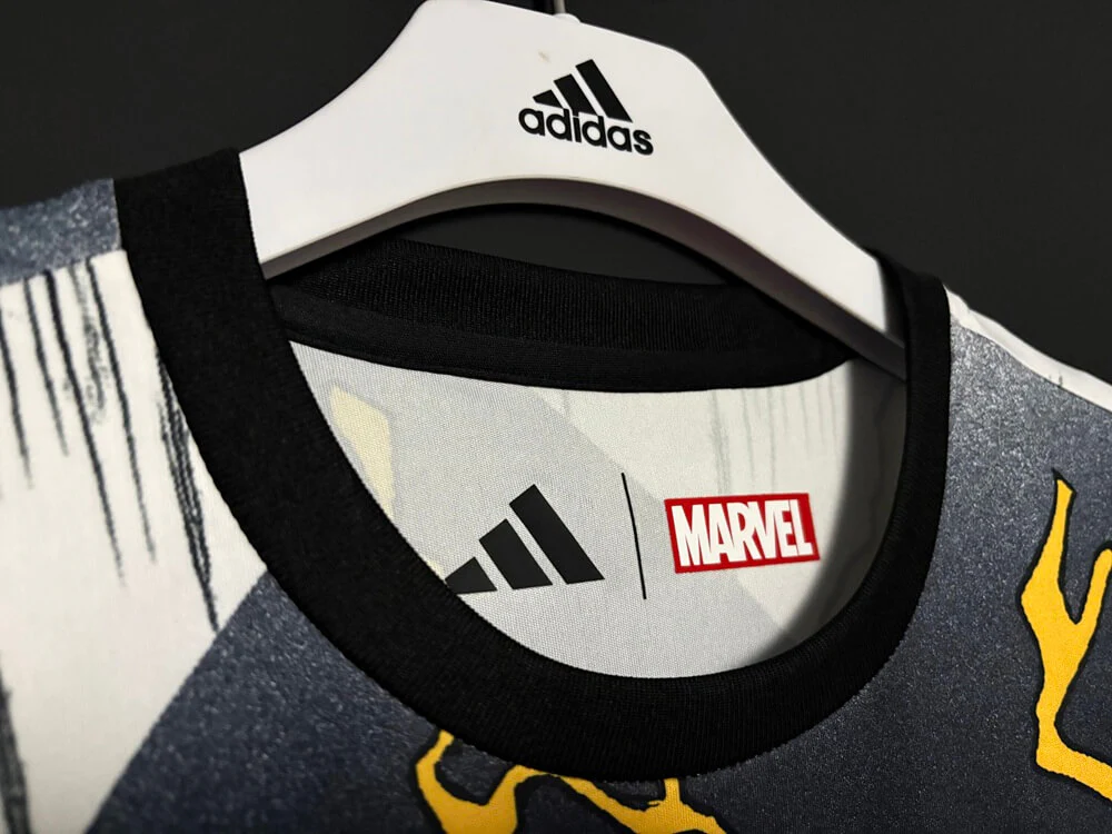 Real Madrid Marvel Warm Up Shirt 2025/26 White/Black