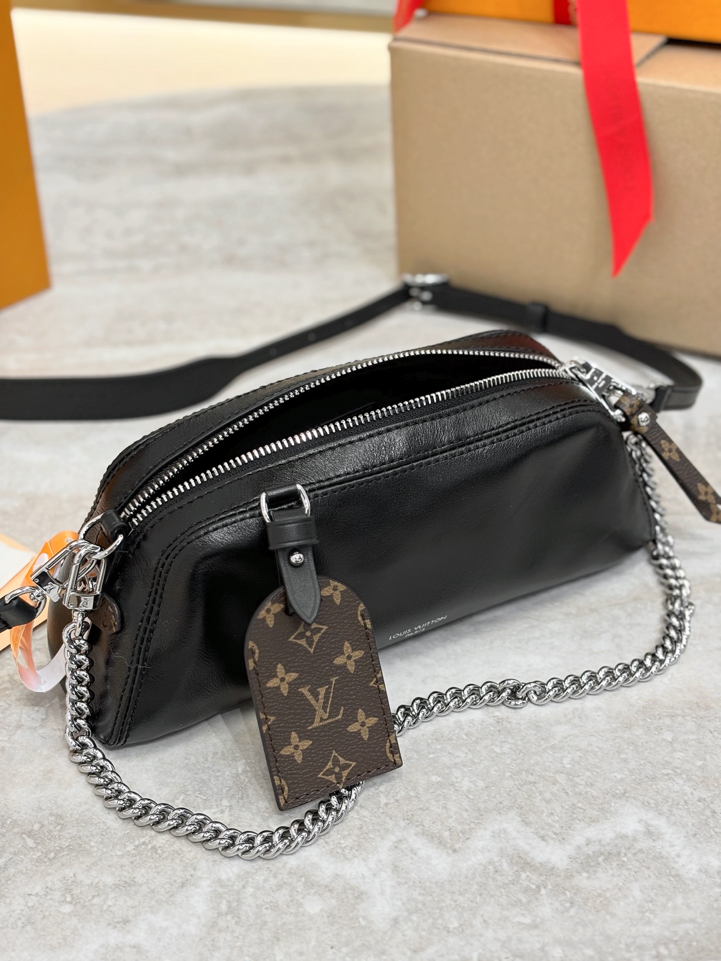 Louis Vuitton Pochette Vibe- Wallets and Small Leather Goods M14544 25cm/ 9.8in