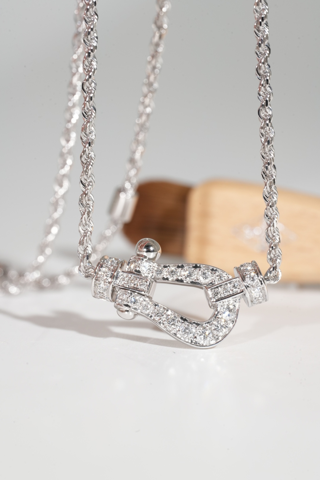 BVLGARI Mother-of-Pearl Fan Pendant Necklace with Diamond Edge