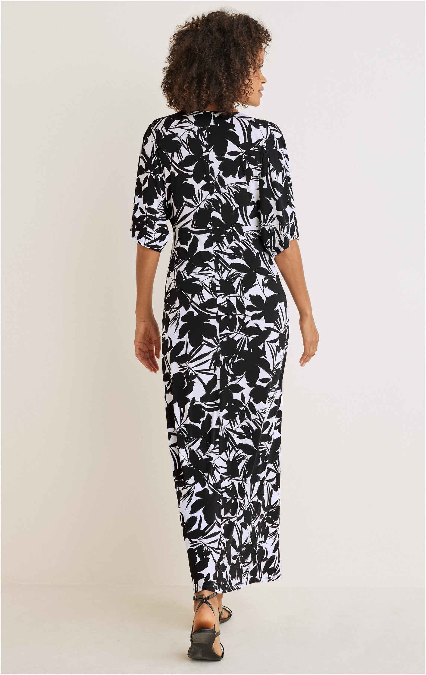 Twist Front Maxi Dress – Exotic Shadow Floral