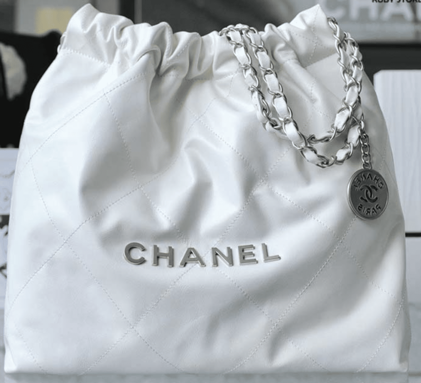Chanel 22 Handbag White 42Cm/16.4in As3261 With Silver