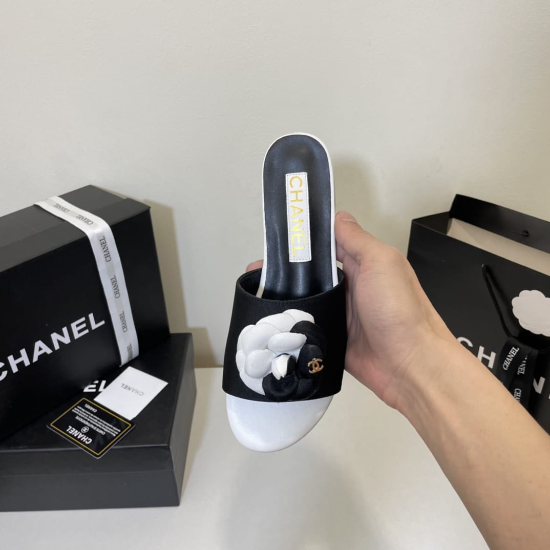 Chanel Camellia Slides Black White