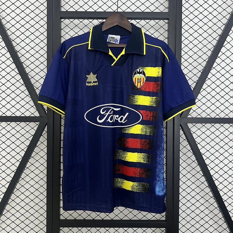 Retro 1996-97 Valencia Away Football jersey