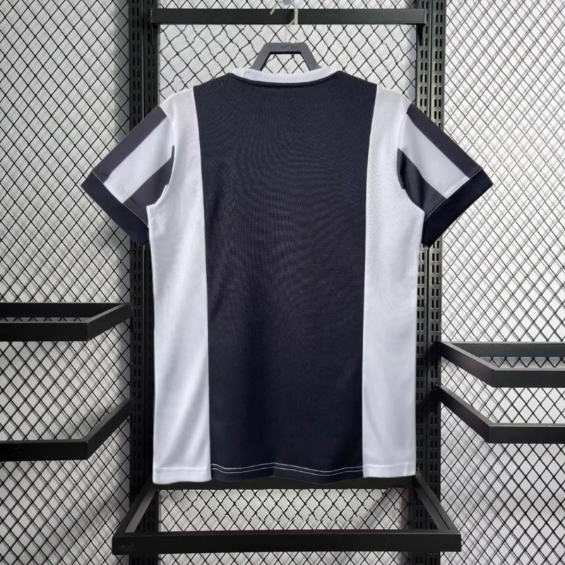 retro 2017 Juventus 120th Anniversary football jersey