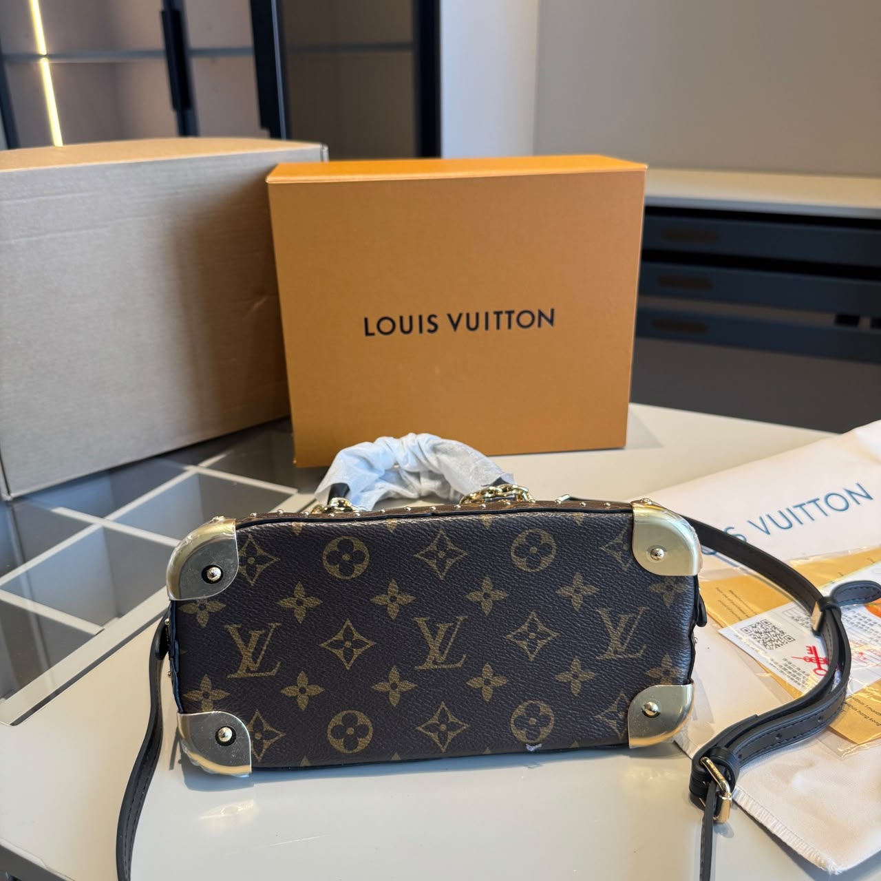 Louis Vuitton Alma Trunk BB Bag Monogram Canvas 22cm M26084
